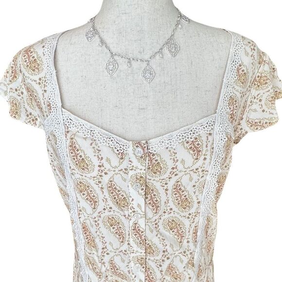 NWT Self Esteem Crochet-Trim Tie-Front Top Petal Sleeve Cream/Tan Small - Picture 2 of 10